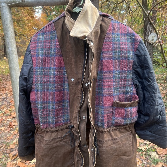 Real deal Carhartt Caped Coat EUC - Picture 6 of 7